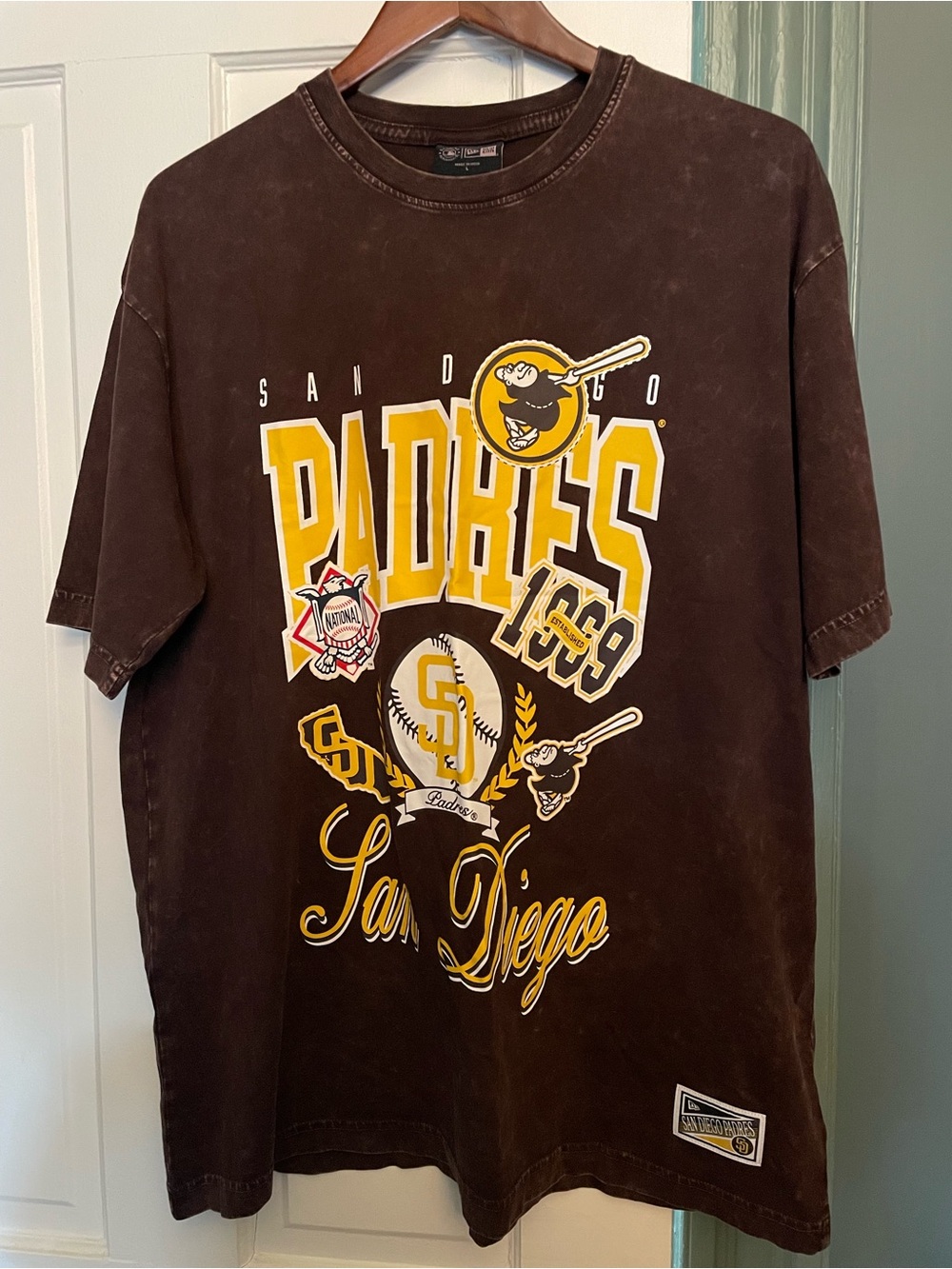 San Diego Padres Brown Graphic Tee - New Era Official Team Shirt